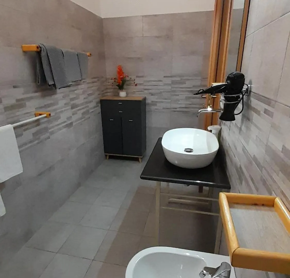 Il Cappello Sulle 23! Camere In Locazione Avola Guest house